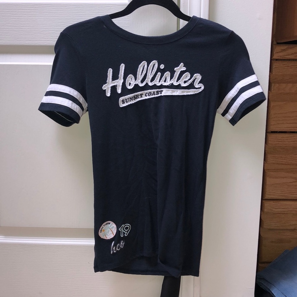 Hollister Tee